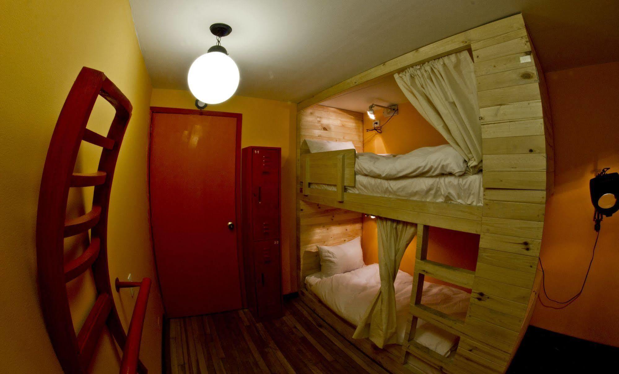 בוגוטה 12:12 Hostels מראה חיצוני תמונה